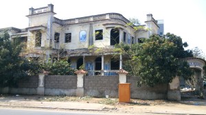 Det en gång ståtliga Vila Algarve