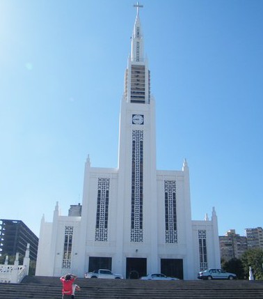 Kyrko-art deco: Maputos katedral