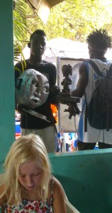 Ville vi köpa några hemgjorda masker av plåtkärl...