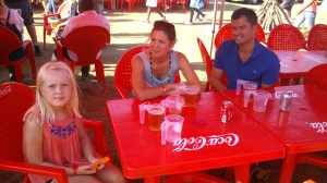 Stella med Daniela och Martin