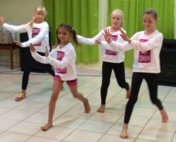 Ella, Ines, Stella och Chléa