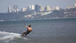 Kite-surfare i Maputobukten
