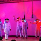 Afronauterna flyger igen